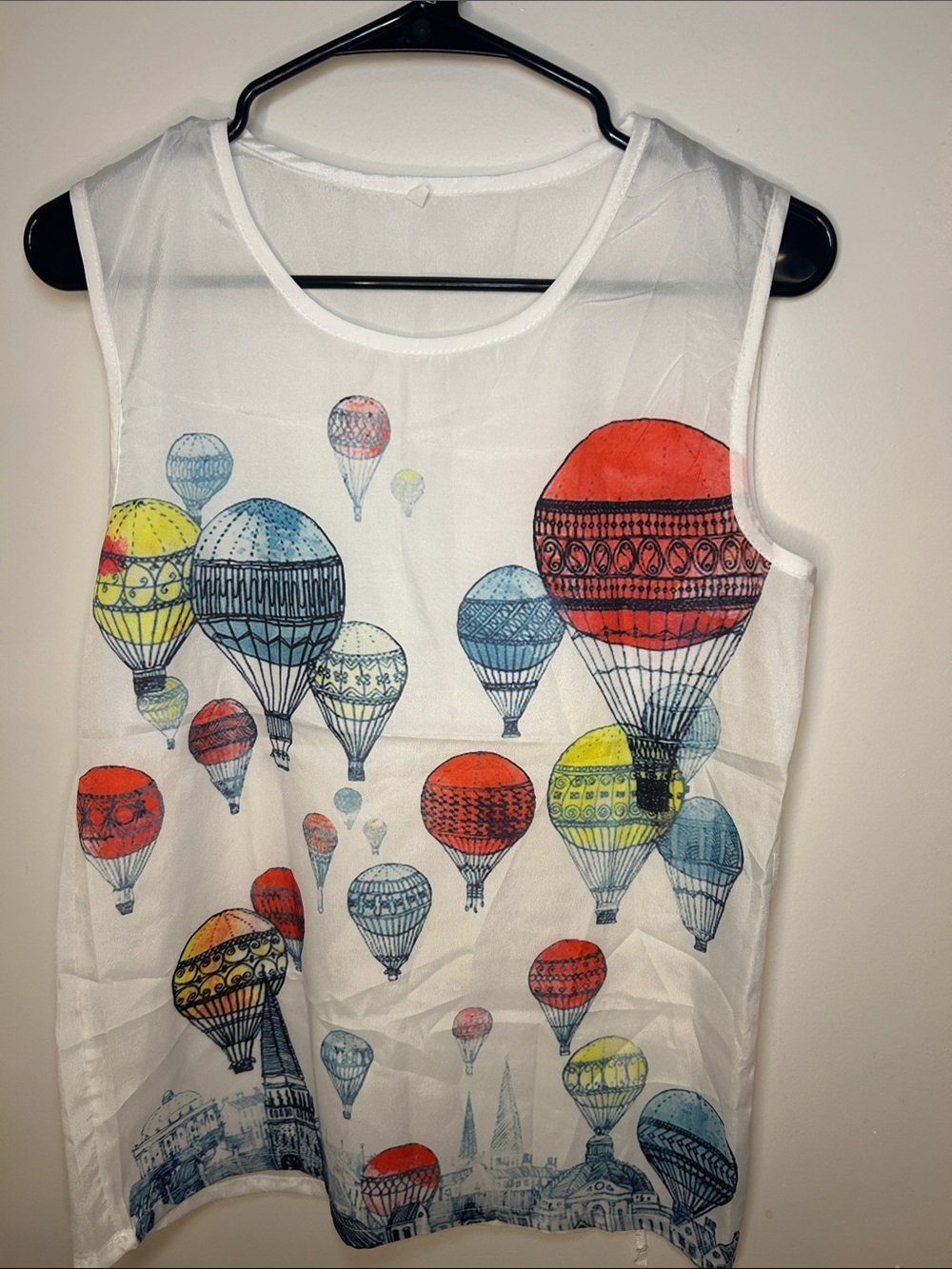 Women’s White Sleeveless Hot Air Balloon Print Top